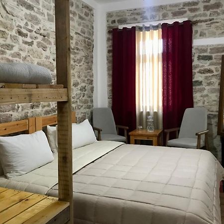 Vila Eri Гирокастра Экстерьер фото