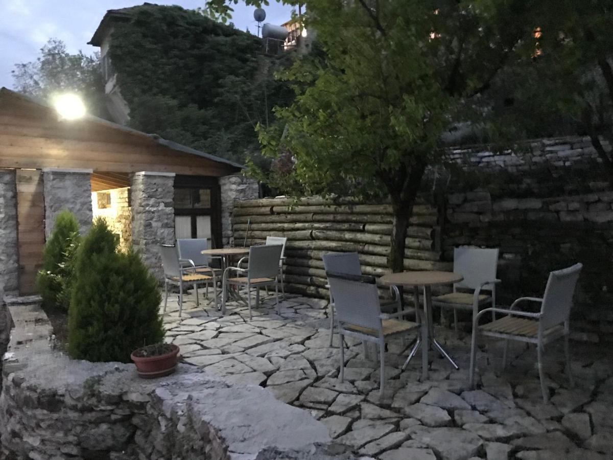 Vila Eri Гирокастра Экстерьер фото