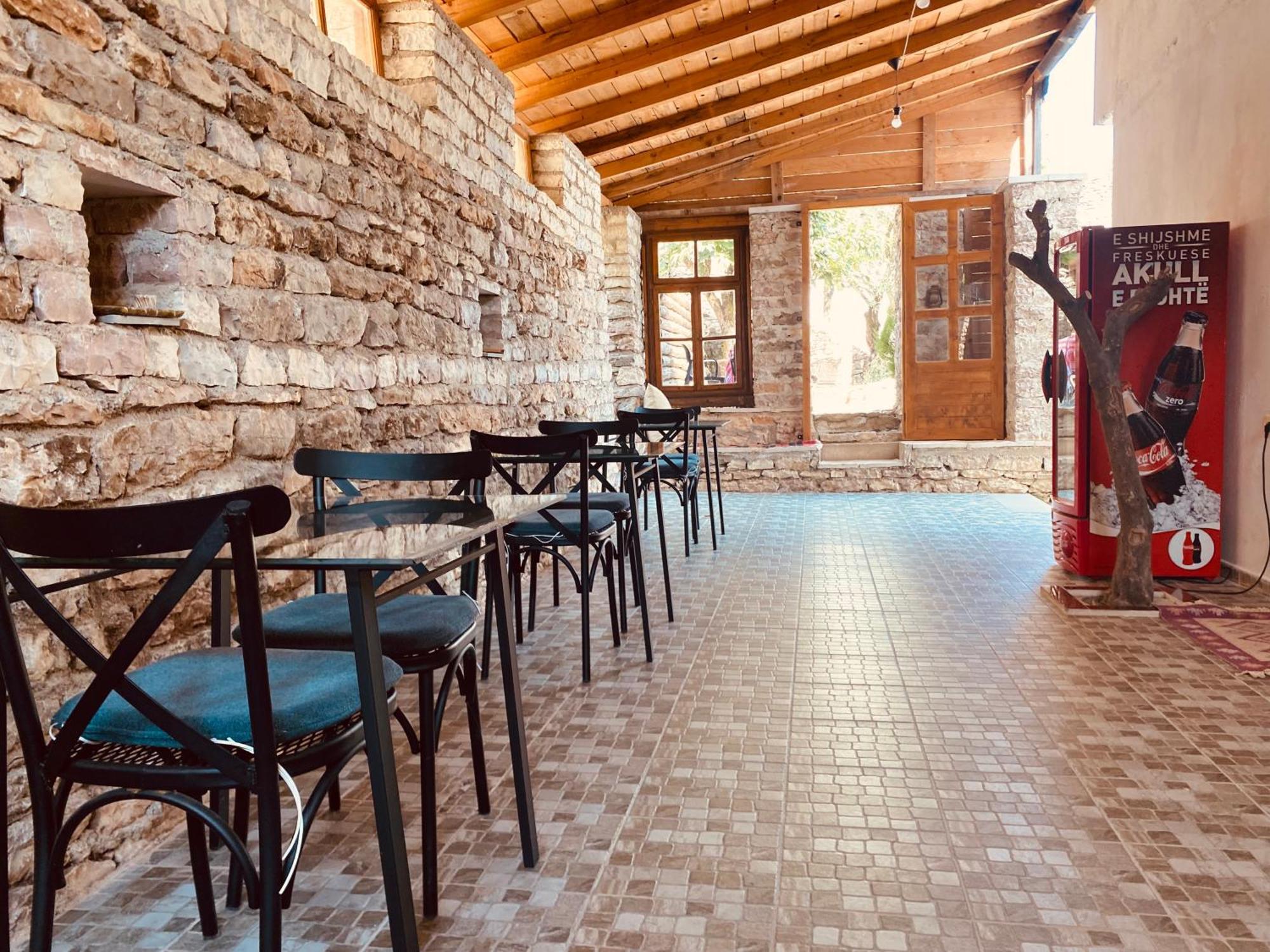 Vila Eri Гирокастра Экстерьер фото